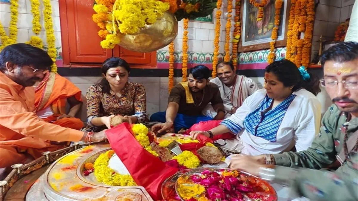 An anushthan in progress at Mangal Nath Mandir Ujjain